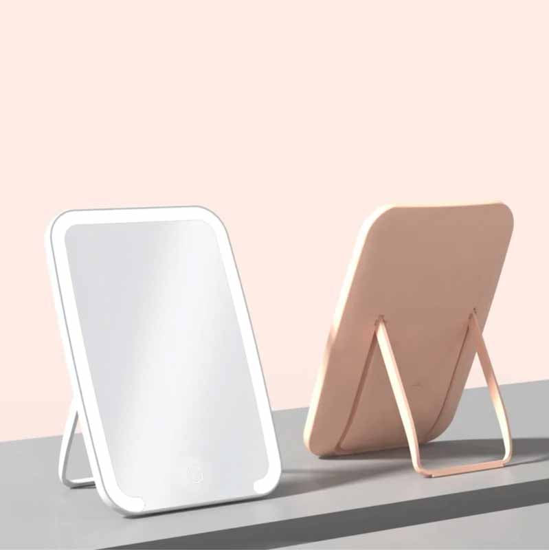Espejo de maquillaje con luz LED - vista lateral