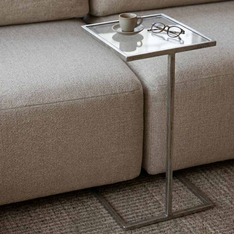 Mesa para Bebidas 57x31x26cm - Metal y Vidrio